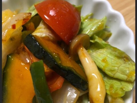 野菜たっぷり♪焼き野菜とスイートチリソースのサラダ